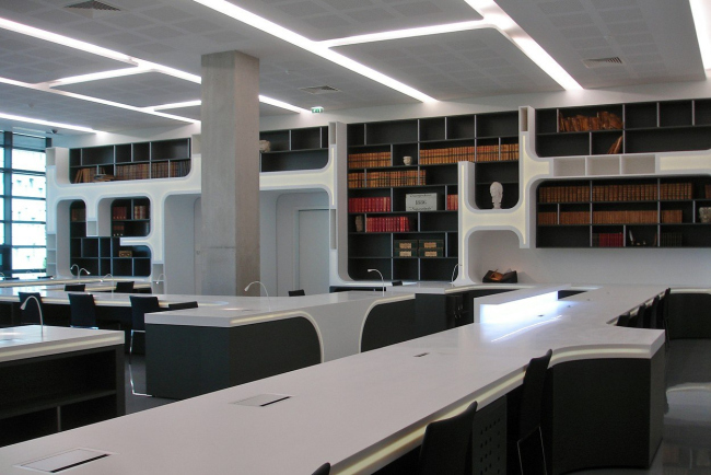 �������� Pierresvives. ��������� ��� ������ � Milena Chessa / Le Moniteur.fr