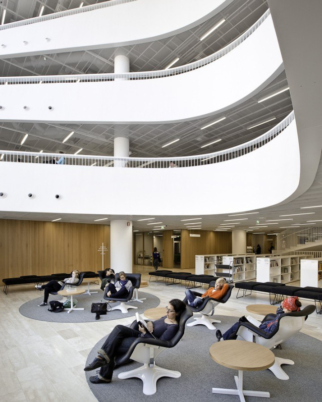 ������� ���������� ������������ ���������. ���� � Tuomas Uusheimo. ������������� Anttinen Oiva arkkitehdit Oy