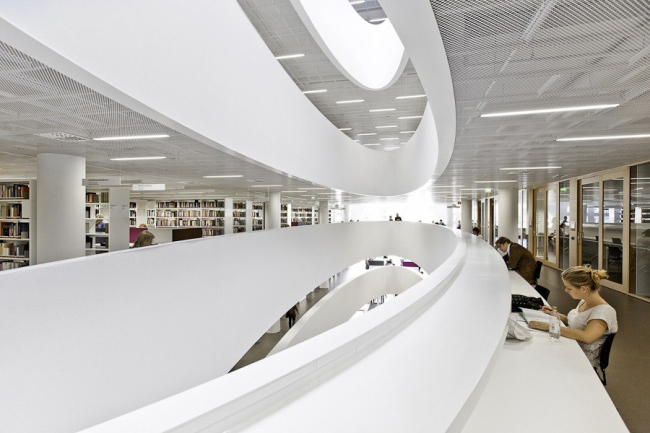 Главная библиотека университета Хельсинки. Фото © Tuomas Uusheimo. Предоставлено Anttinen Oiva arkkitehdit Oy