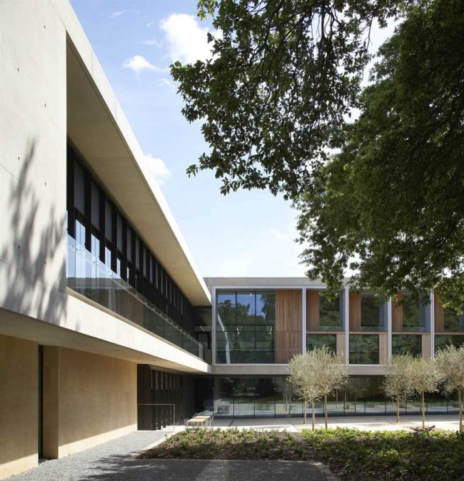 ����������� ���������. ���� � Hufton+Crow