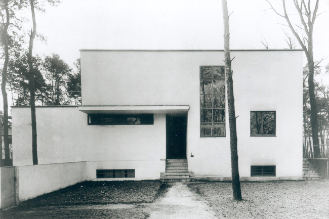 ������� �������. ����������� ��� � ������� ��������. 1926. ���������� �. �����. Stiftung Bauhaus Dessau