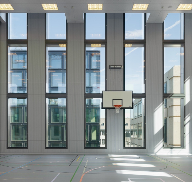 ������ ��������������� ��������� ������ � �������� Europaallee. ����: Stefan Müller