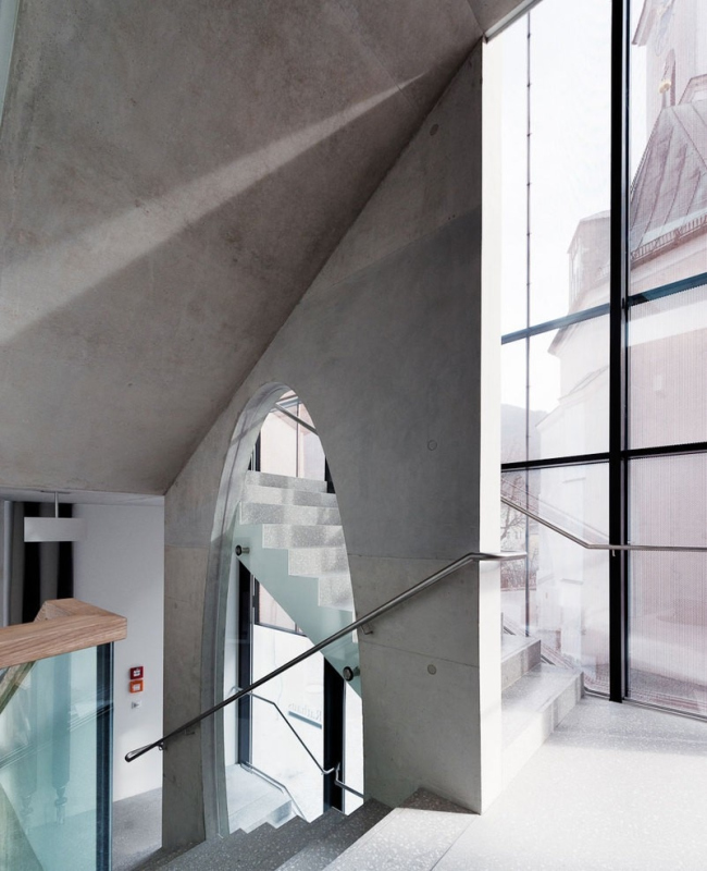 ������ ��������� - ������������� � Lukas Schaller