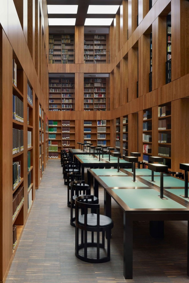 ���������� ������������ �������� ��������� � Stefan Müller