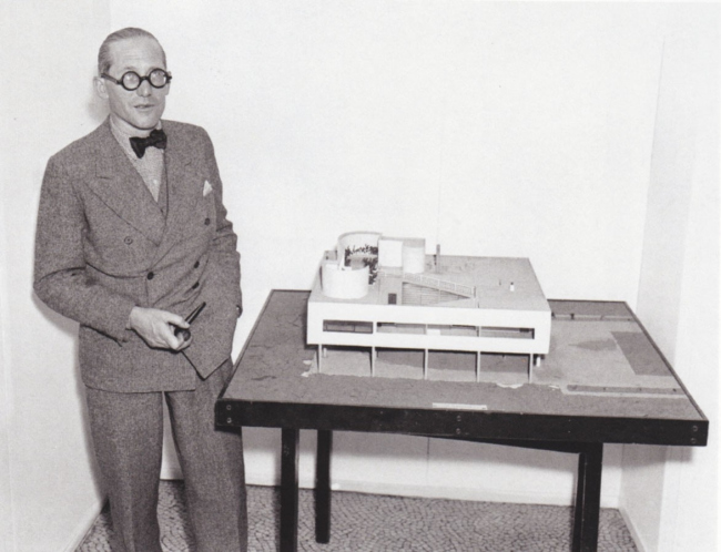 �� �������� ����� � ������� ����� ����� � ����� ������������ ���������, ���-����, 1935. ���������� �� ����� ��� �������� ����-��� ����� (������������ Taschen)