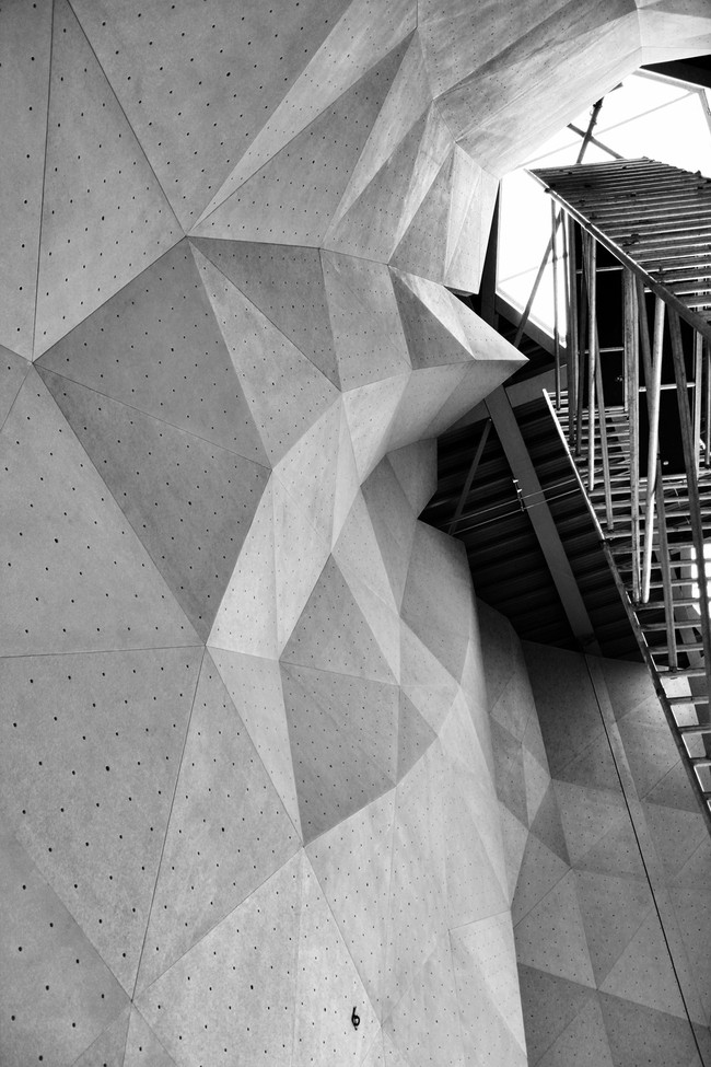 ��������������� ���������� � �������� ������������� � ONL [Oosterhuis_Lénárd] bv