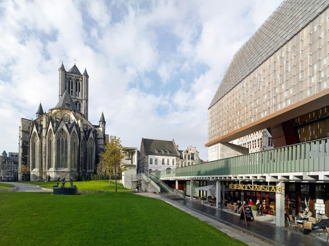 ������ � �����. Robbrecht en Daem architecten � MJosé Van Hee architects. ���� � Marc De Blieck