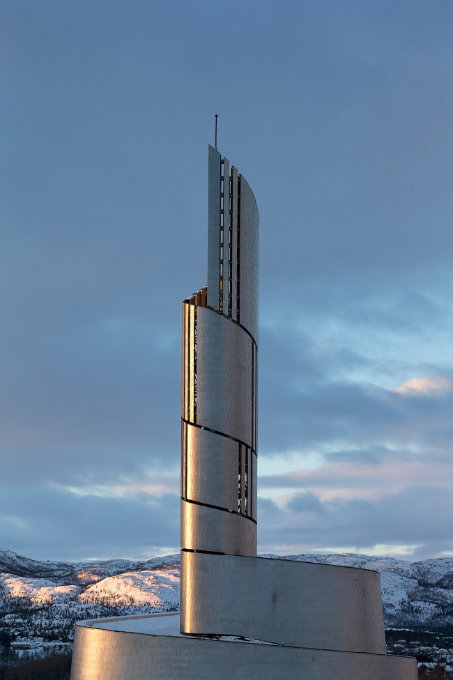 ���� ��������� ������ �schmidt hammer lassen architects