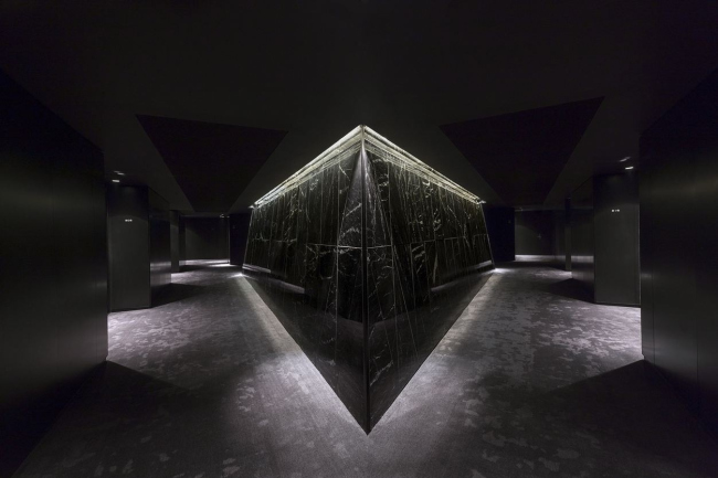 ��������� Me London Hotel � Foster + Partners