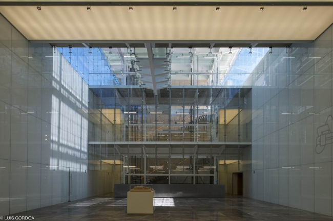 ����� ������ - ������������� � Luis Gordoa