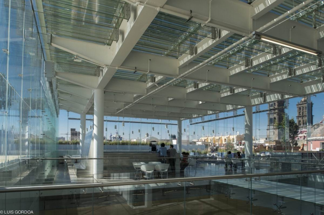 ����� ������ - ������������� � Luis Gordoa