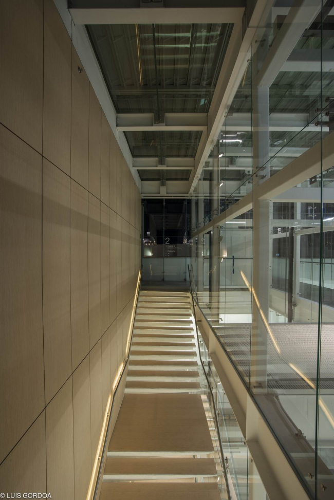 ����� ������ - ������������� � Luis Gordoa