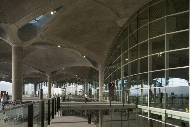 Международный аэропорт им. Королевы Алии © Nigel Young - Foster + Partners
