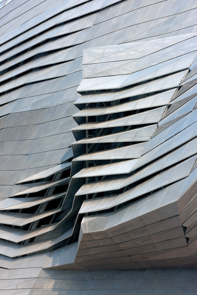 ���������� ������������� ���������-����� � Duccio Malagamba
