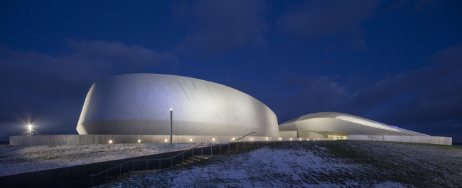 �������� �������� ������� � Adam Mørk