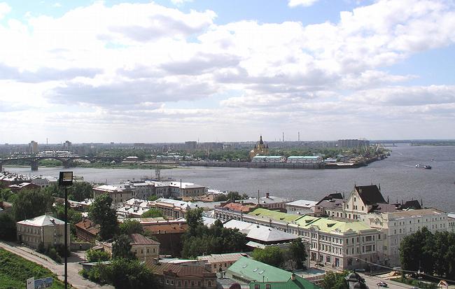 The view of the modern Strelka from the Kremlin side