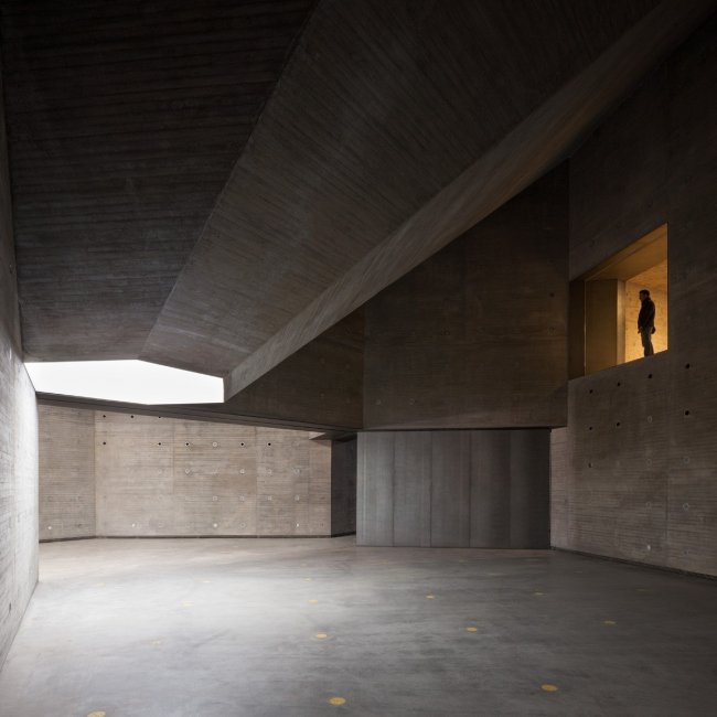 ����� ������������ ��������� � ������� � Fernando Alda