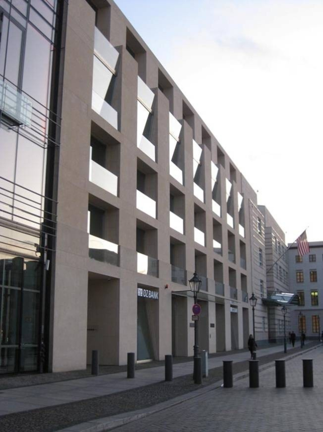 ����� ����. DZ Bank