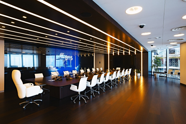 Интерьеры офисных помещений банка ВТБ в башне «Федерация»