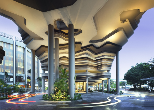 ����� Parkroyal on Pickering. ���������� � Patrick Bingham-Hall