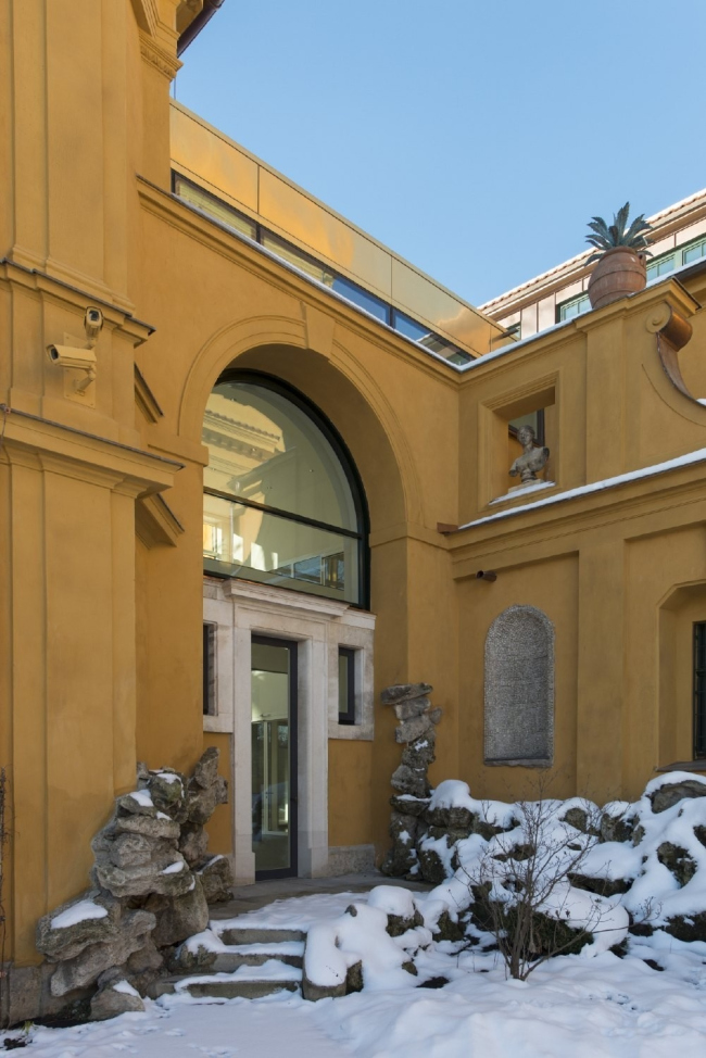 ����� ���������� � Nigel Young/Foster + Partners