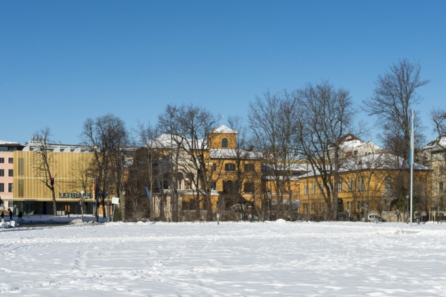 ����� ���������� � Nigel Young/Foster + Partners