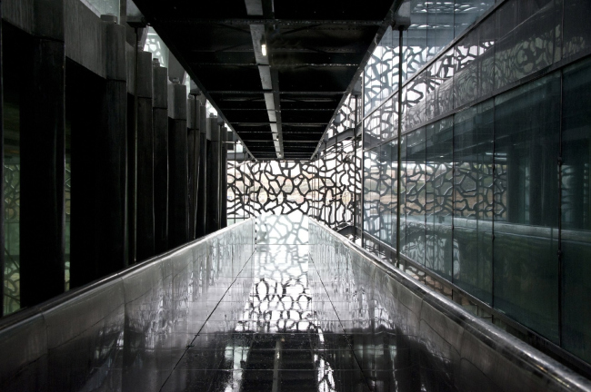      - MUCEM  Lisa Ricciotti