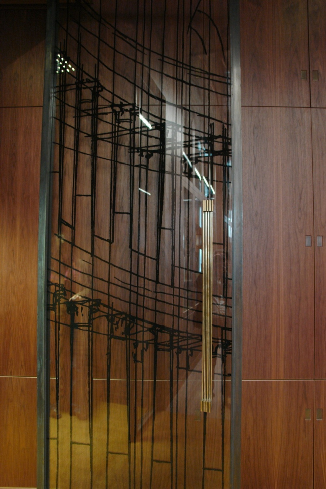 ����� �������������� ������� � ���� �������