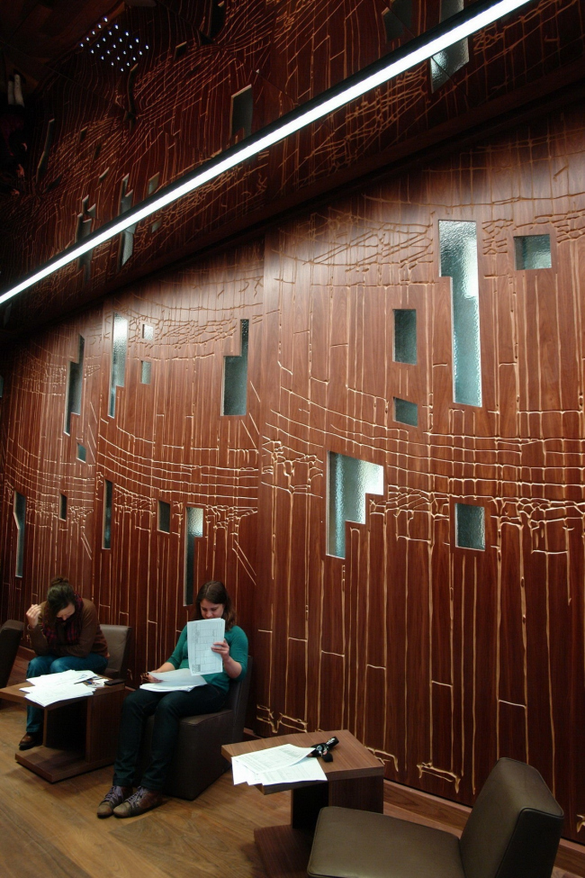 ����� �������������� ������� � ���� �������