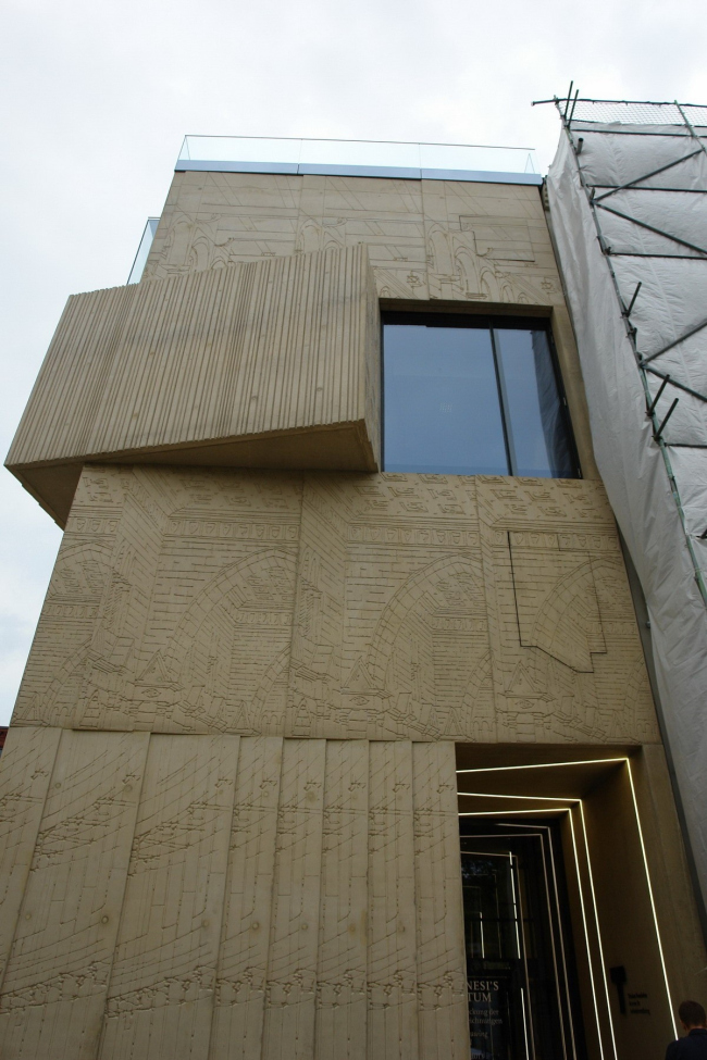 ����� �������������� ������� � ���� �������