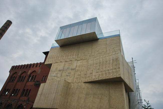 ����� �������������� ������� � ���� �������