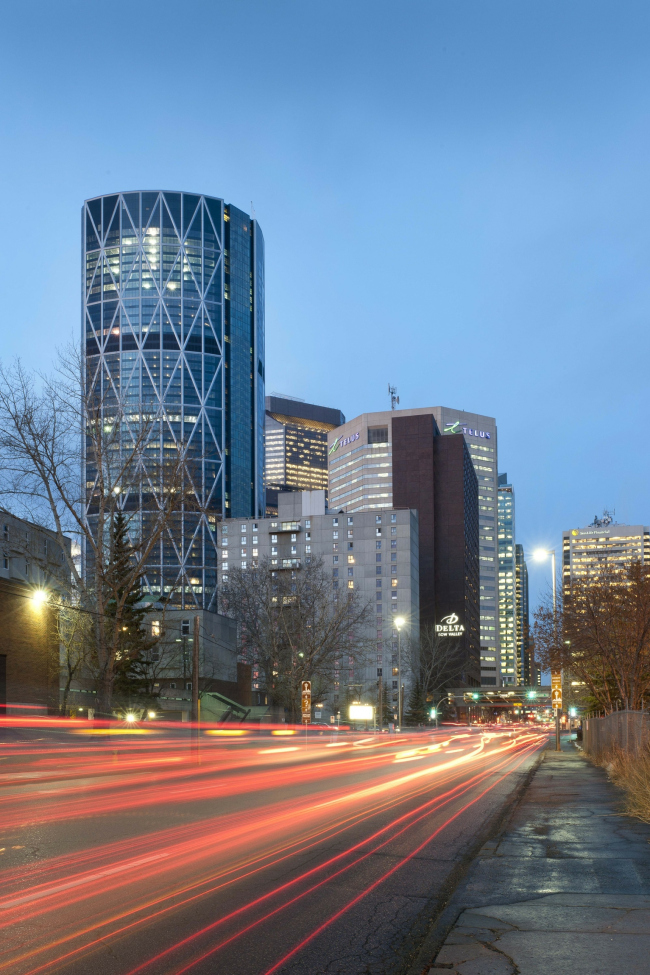 ����� The Bow � Nigel Young � Foster + Partners