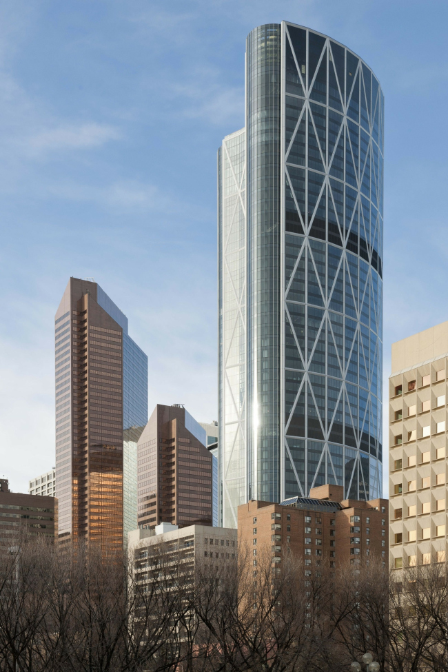 ����� The Bow � Nigel Young � Foster + Partners