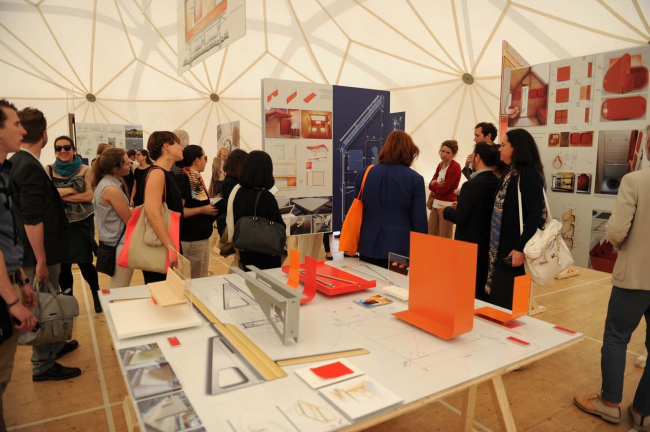 ��� ����������� �������� ���������� � ������ ����������� ������� �� ������� Vitra � Vitra (www.vitra.com). �������� Julien Lanoo