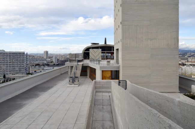 Крыша-терраса «Лучезарного города» – Центр современного искусства MAMO © MAMO Audi talents awards – Photographe : Olivier Amsellem