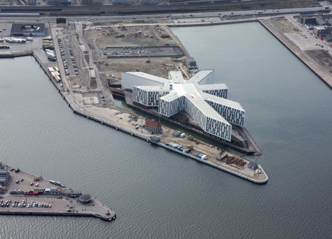 �������� UN City