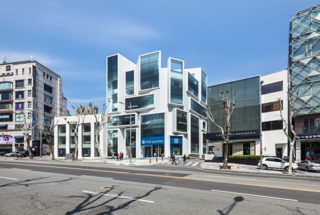 ������������������� �������� Chungha � Kyungsub Shin