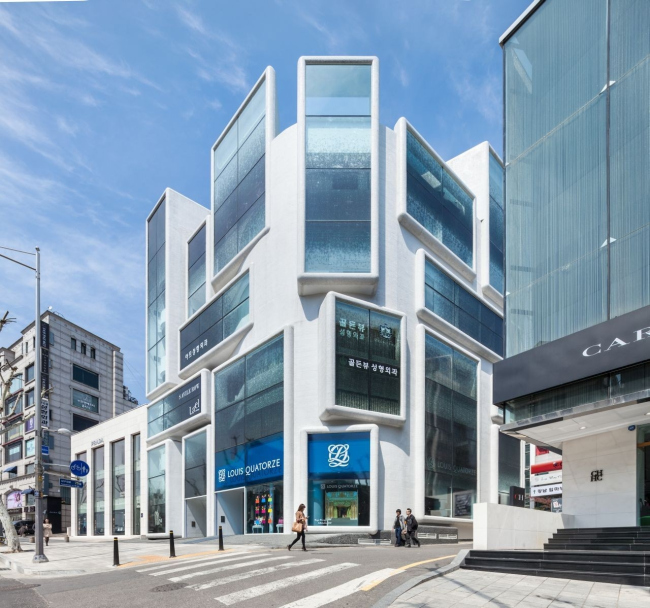 ������������������� �������� Chungha � Kyungsub Shin