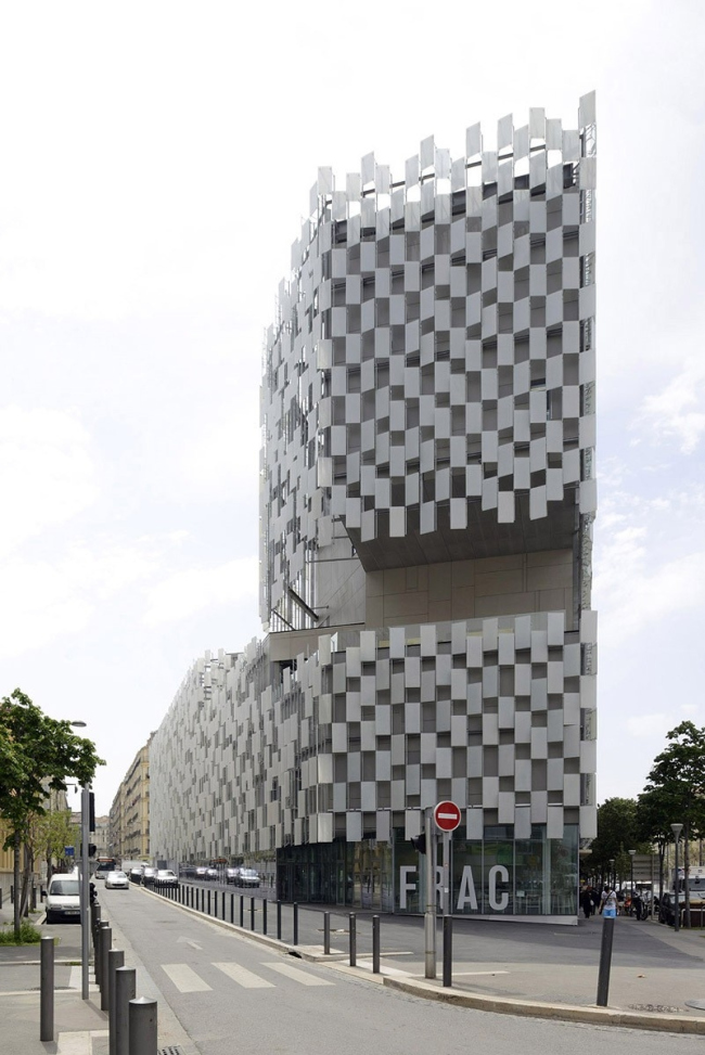 ������ FRAC ������� - ����� - �������� ����� � Kengo Kuma & Associates