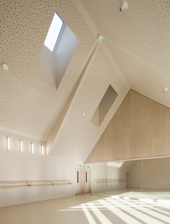 ���������� ����� L�Atelier � Luc Boegly