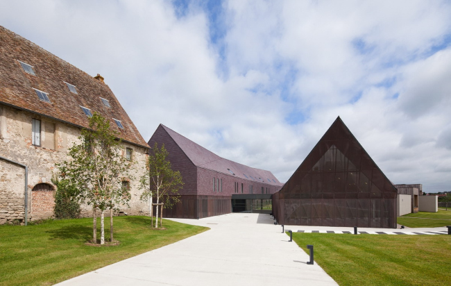 ���������� ����� L�Atelier � Luc Boegly