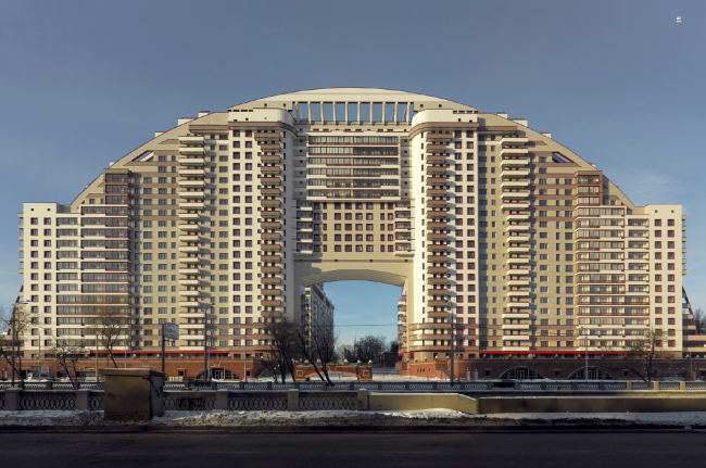 ����� �������� ���������� ���� (Arco di sole). ������, 2009/2010. � Frank Herfort