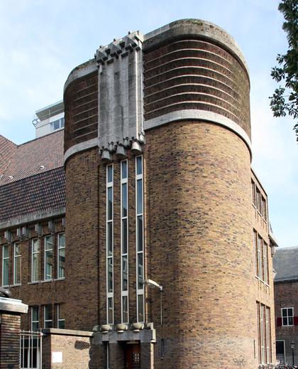 ���. 7. ����� � �������, ���. ��. ������, 1918. � �.�. ������ 