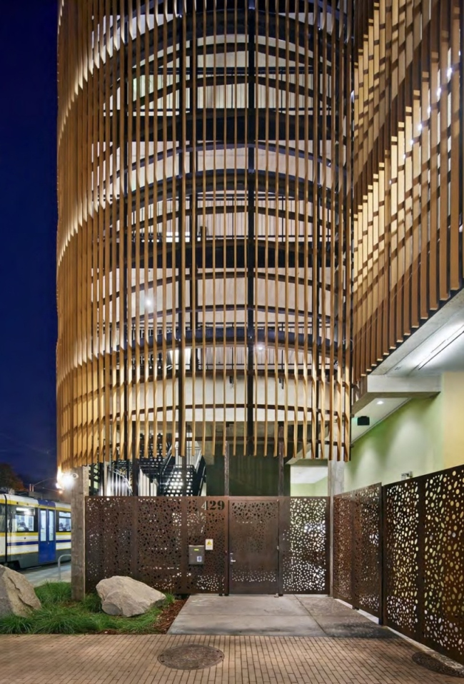 ����� �������� La Valentina Station � Bruce Damonte