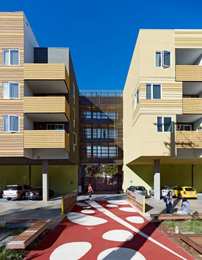 ����� �������� La Valentina Station � Bruce Damonte