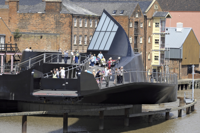 ���������� ���� ����� ���� ���� � Timothy Soar