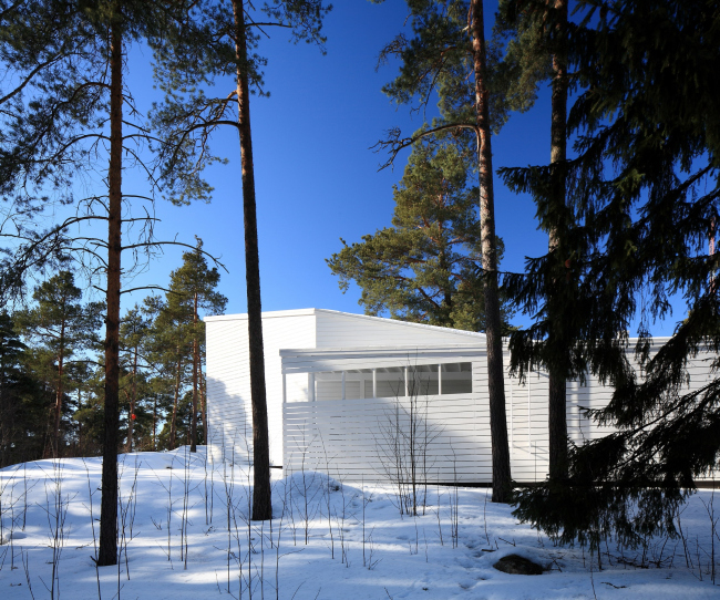 ��� Apelle. ����: AdDa Zei