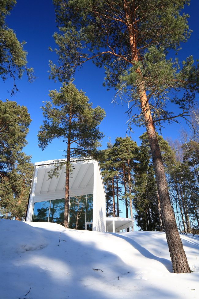 ��� Apelle. ����: AdDa Zei