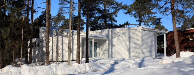 ��� Apelle. ����: AdDa Zei