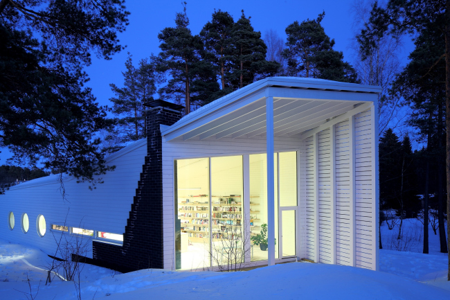 ��� Apelle. ����: AdDa Zei